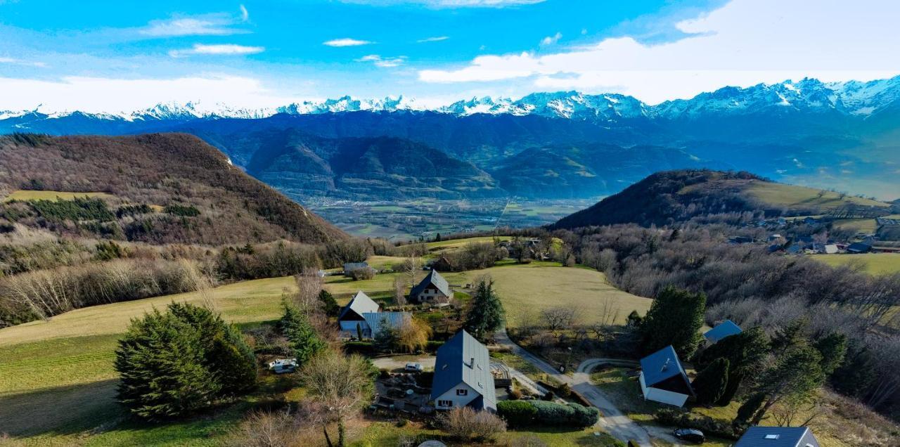 Appartement De Plain-Pied En Montagne Avec Vue Merveilleuse Sur Le Massif De Belledonne Saint Bernard du Touvet Exterior foto